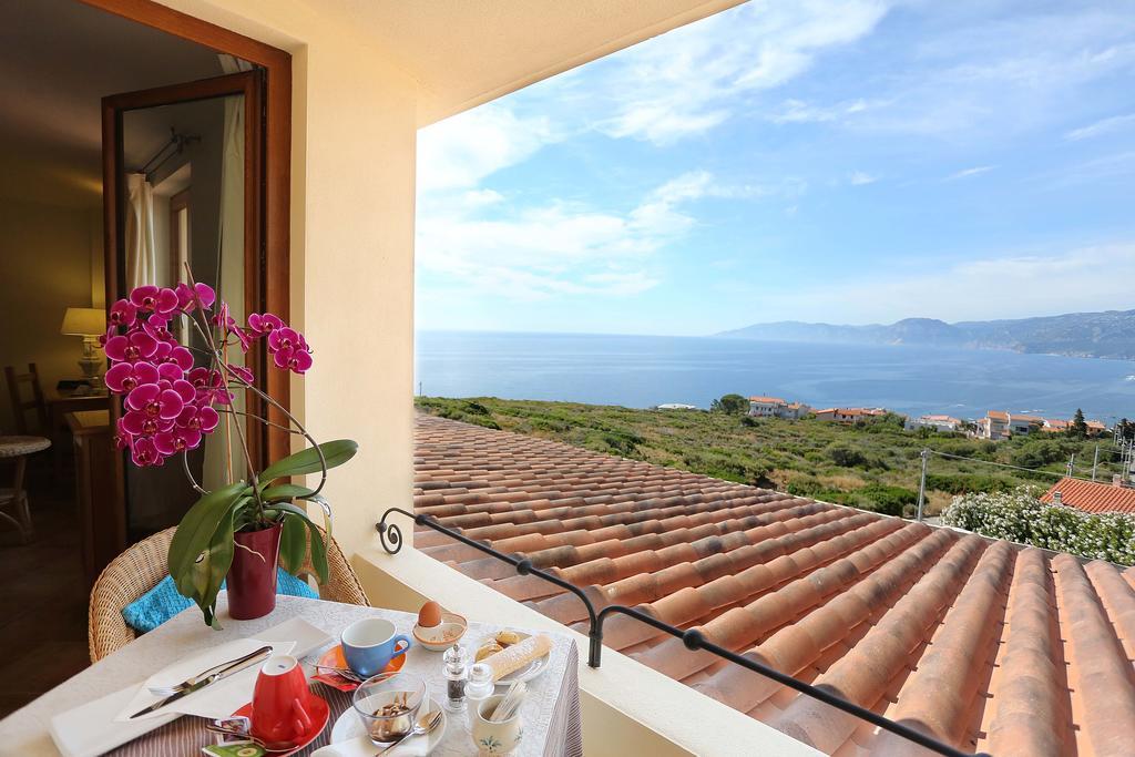 Superior Triple Room Sea View